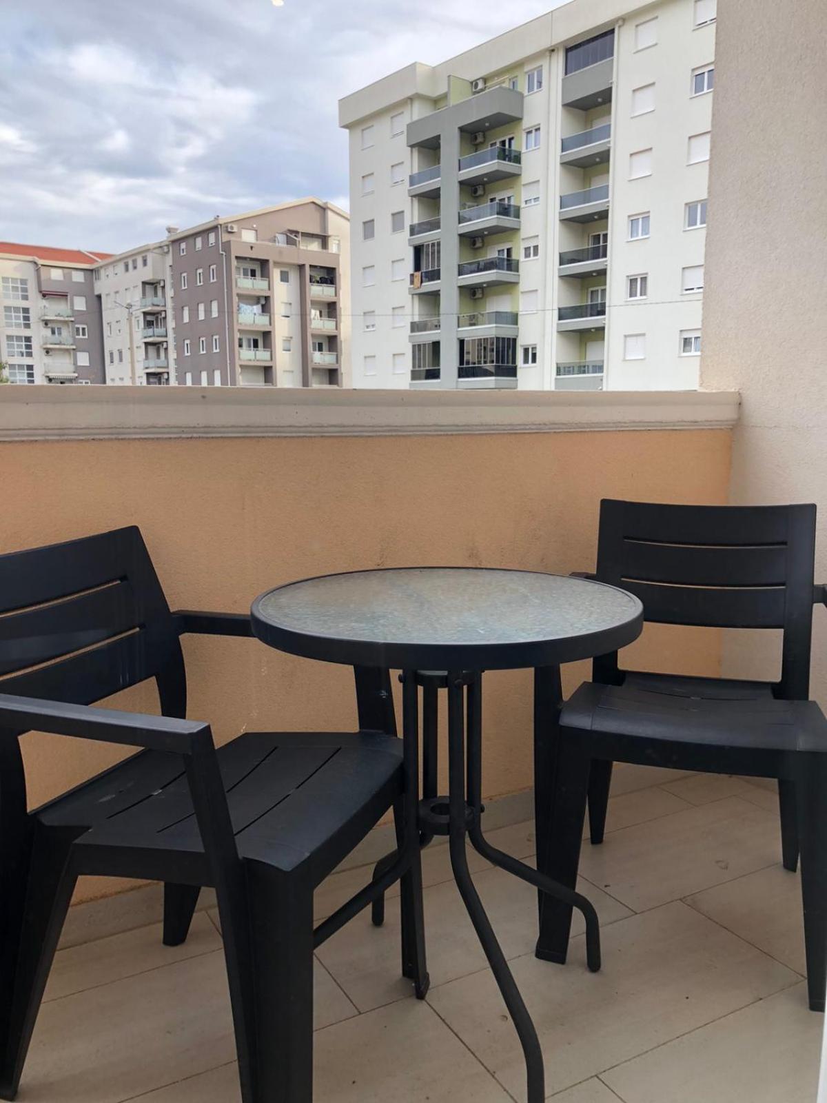 Aco Apartment 特雷比涅 外观 照片